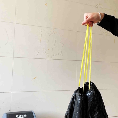 Επεξεργασία επιφάνειας ανάγλυφη LDPE Black Star Seal Μεγάλες σακούλες σκουπιδιών για την επιχείρησή σας